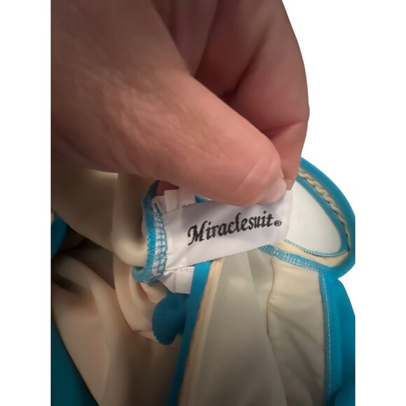 Miraclesuit Womens Swim Top Size 10 Green Nylon/Spandex - Picture 2 of 6